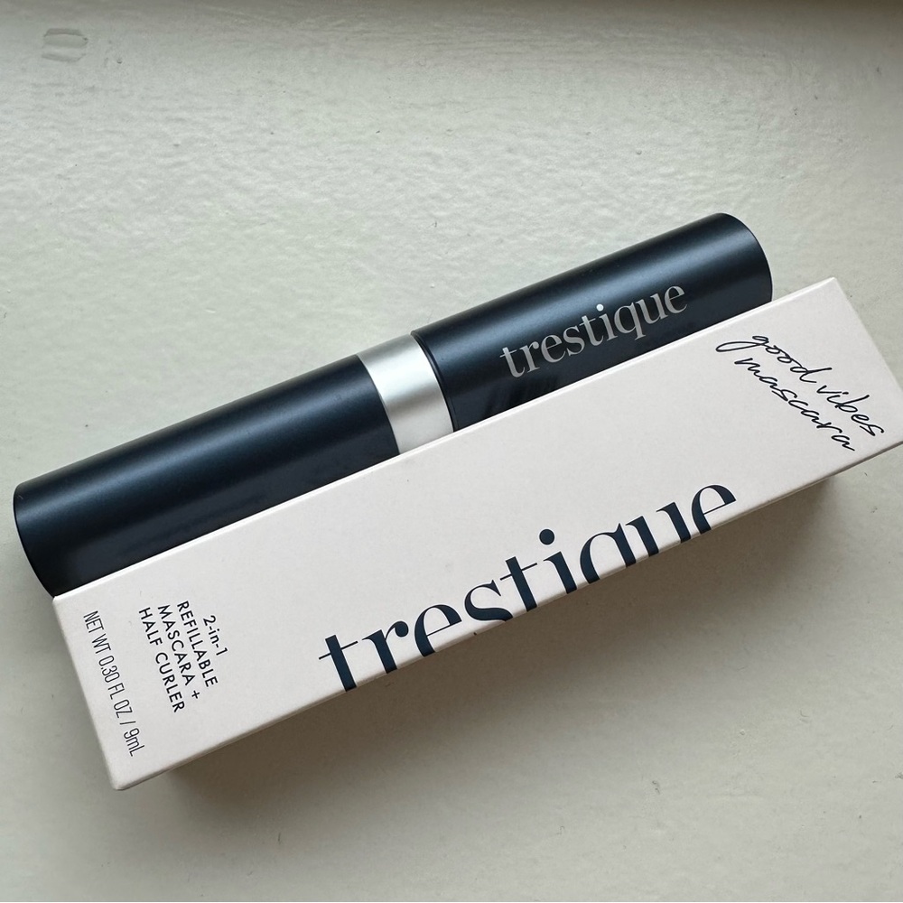 BNIB Trestique Good Vibes Mascara + Eyelash Curler